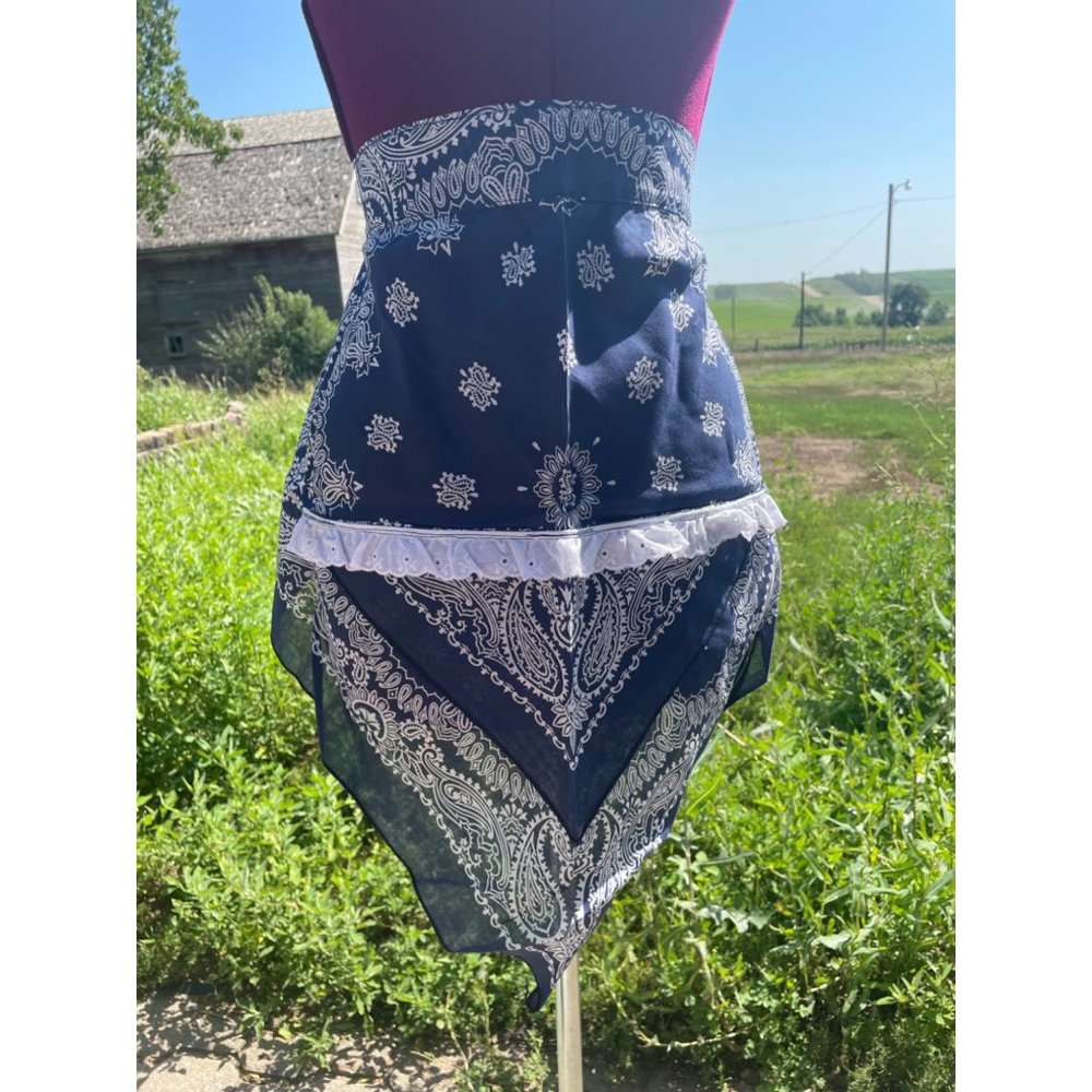 Vintage Blue Bandanna Half Apron Western Farmhouse - Picture 6 of 16